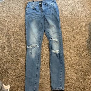 Bluenotes mid rise ripped jeans!